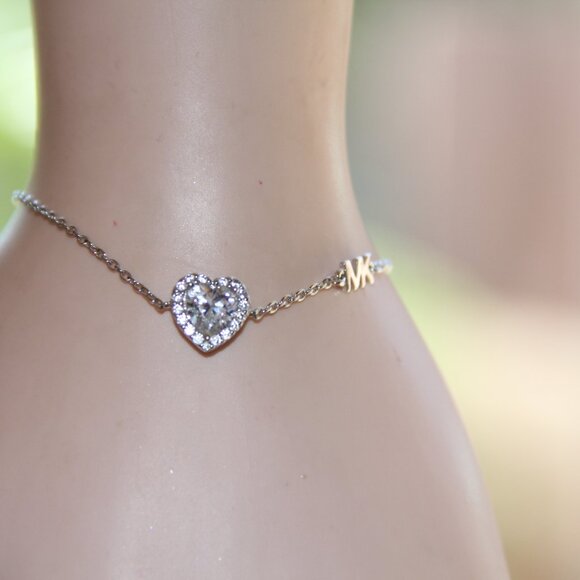New in Box Michael Kors Sterling Silver Heart CZ Bracelet - Picture 5 of 13